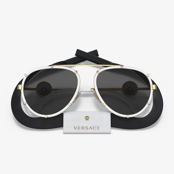 Versace Sunglasses - Picture 4 of 9
